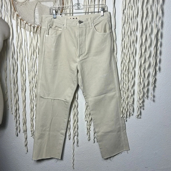AMO Loverboy Distressed High Rise Denim in Vintage White Size 31 Button Fly - Picture 2 of 15